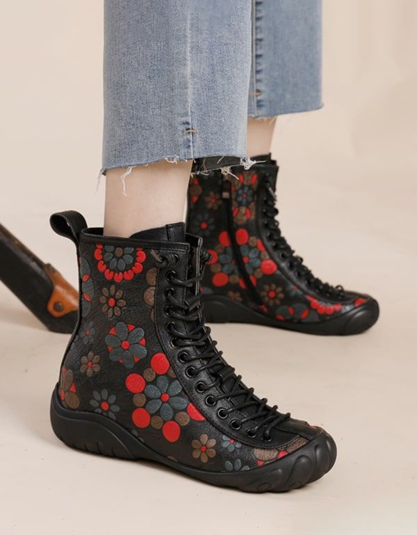 Blumenbedruckte Lederstiefel Im Ethno-stil Zum Schnüren