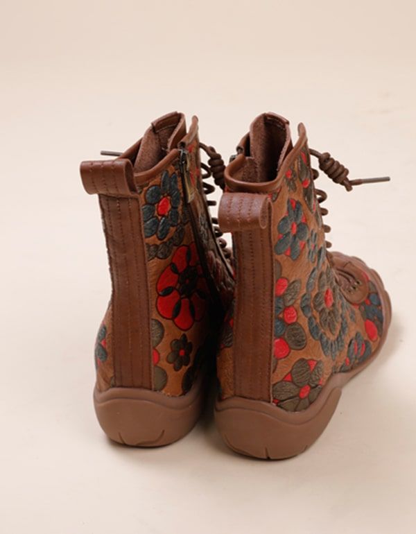 Blumenbedruckte Lederstiefel Im Ethno-stil Zum Schnüren