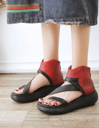 Handgefertigte Farblich Passende Sandalen Mit Keilriemen