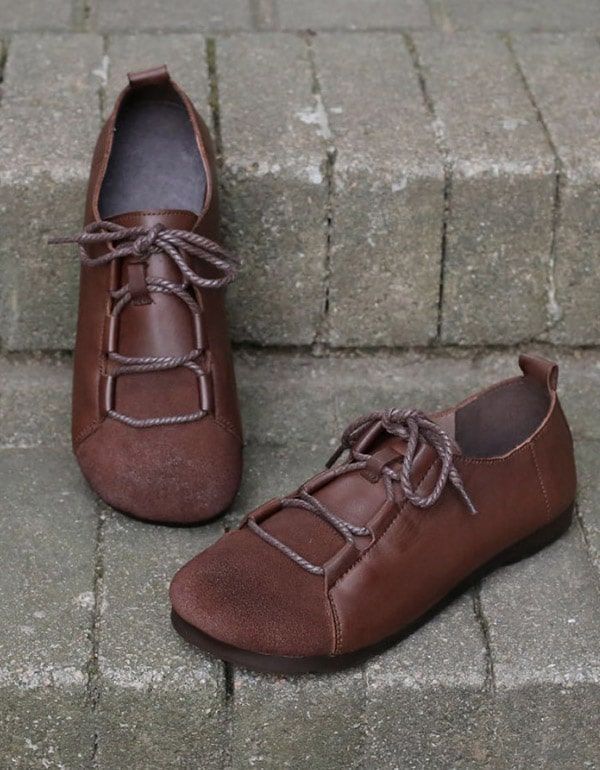 Flache Damenschuhe Aus Leder Im Retro-stil Mit Überkreuzten Riemen