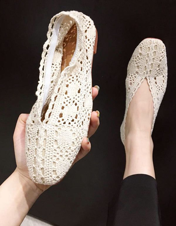 Flats Aus Atmungsaktivem Mesh-strick Mit Quadratischem Kopf