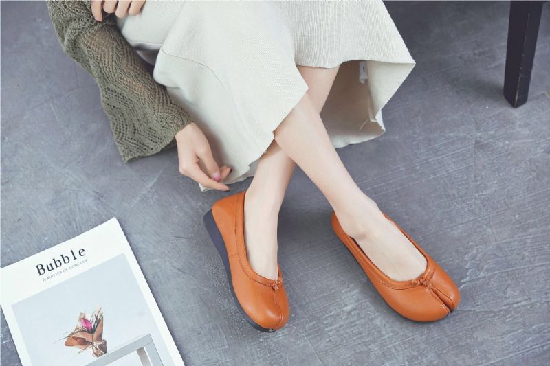 Frühlings-damen-leder-retro-flats