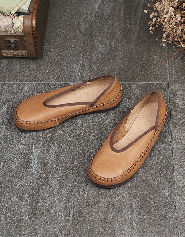 Frühlings-sommer-retro-leder-flats-müßiggänger