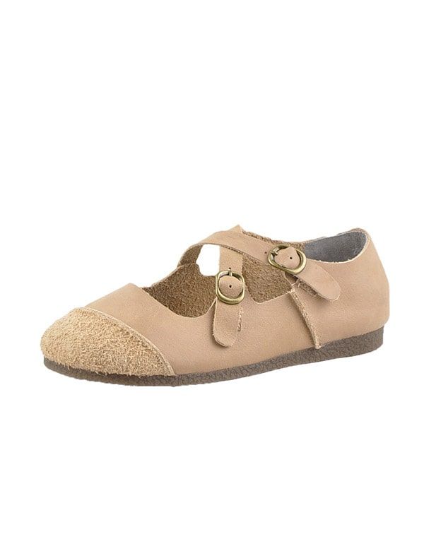 Retro-flats Aus Weichem Leder Mit Rundem Kopf Und Kreuzschnalle