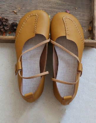 Sommerliche Retro-flats Aus Weichem Leder Mit Nähten