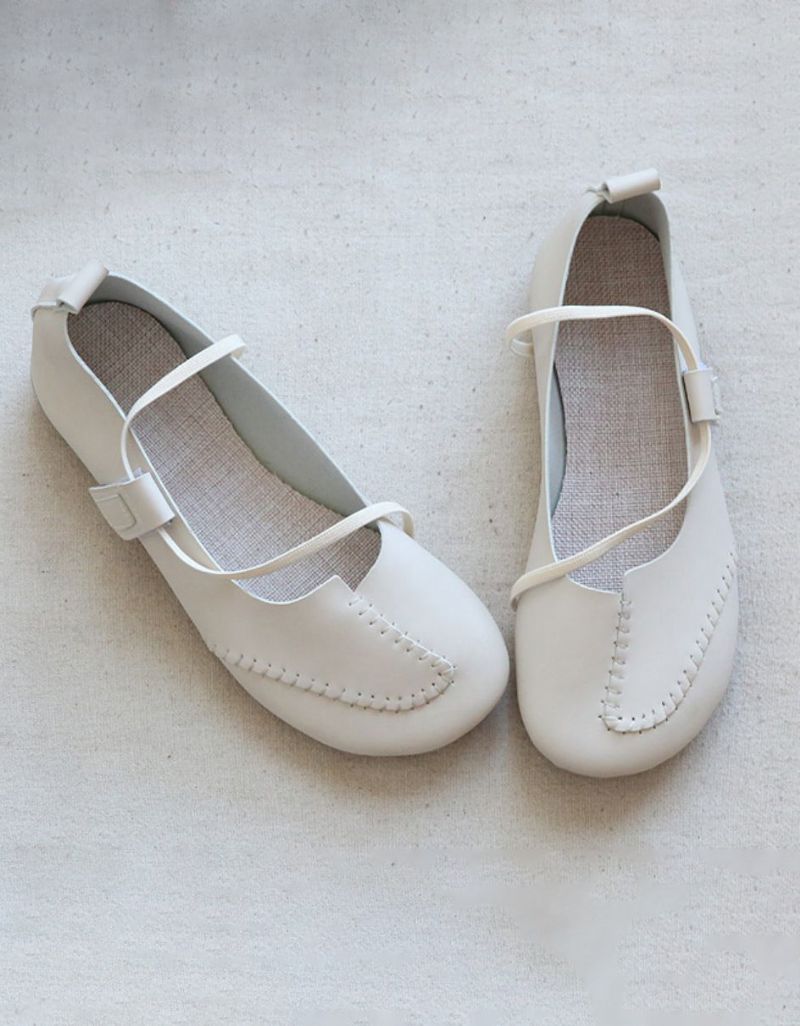 Sommerliche Retro-flats Aus Weichem Leder Mit Nähten