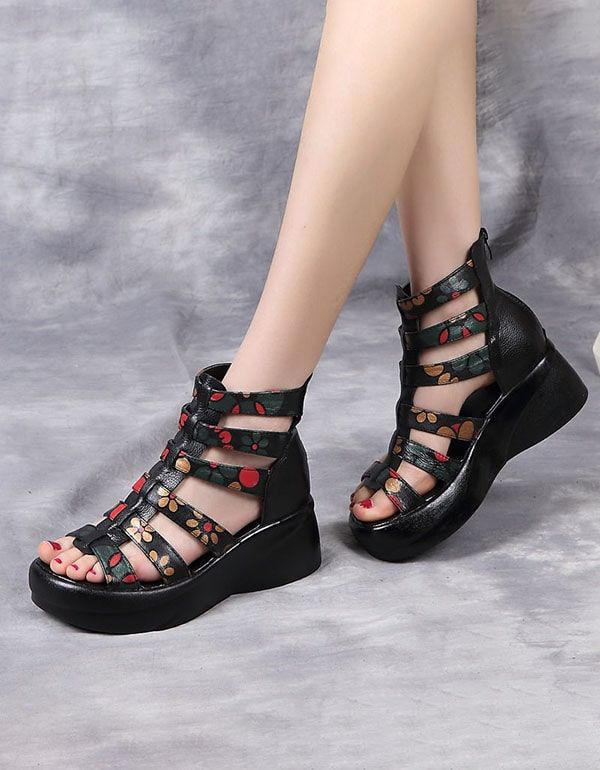 Bedruckte Sommersandalen Aus Leder Mit Keilabsatz