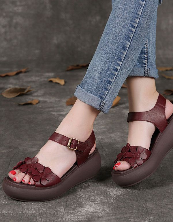 Bequeme Handgefertigte Blumensandalen Aus Leder Im Retro-stil