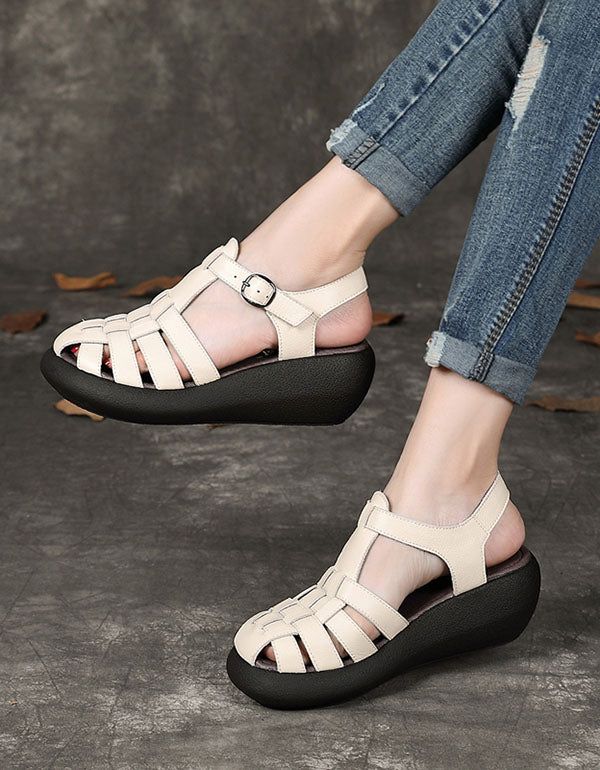 Römersandalen Aus Leder Im Retro-stil