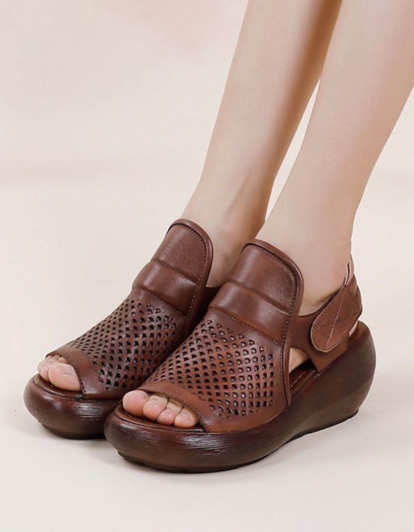 Sommersandalen Aus Leder Im Retro-stil Mit Keilabsatz