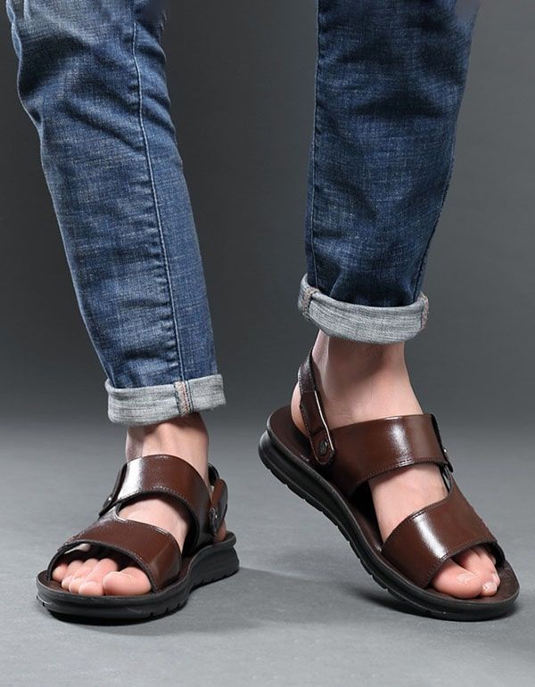 Sommerliche Strandsandalen Aus Weichem Leder Für Herren