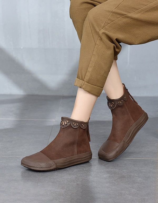 Handgemachte Geschnitzte Flache Retro-stiefel Mit Quadratischem Kopf