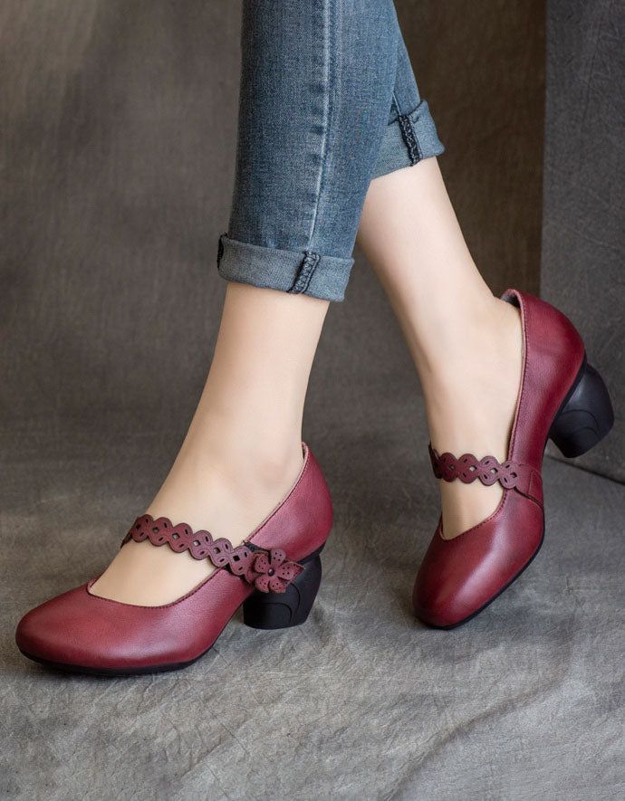 Handgemachte Retro Chunky Heels Mit Blumenklettverschluss