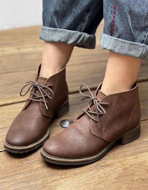 Kurze Retro-schnürstiefel Aus Leder Für Den Herbst