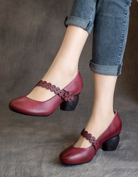 Handgemachte Retro Chunky Heels Mit Blumenklettverschluss