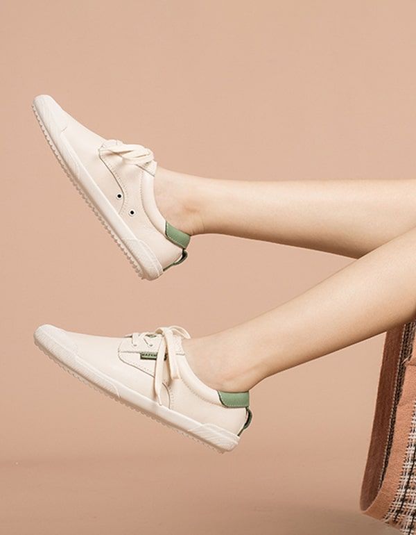 Spring Beige Lederturnschuhe Für Damen