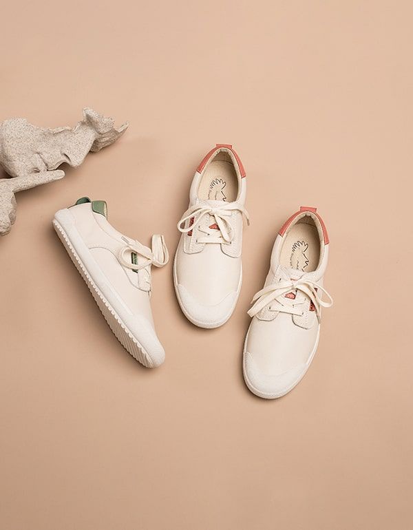 Spring Beige Lederturnschuhe Für Damen