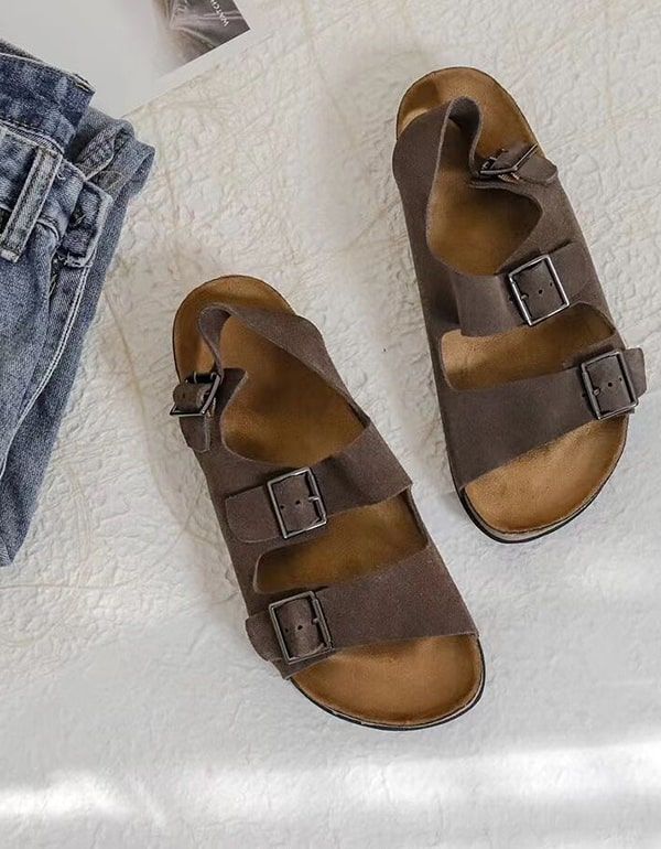 Sommersandalen Aus Weichem Leder Mit Verstellbarer Schnalle