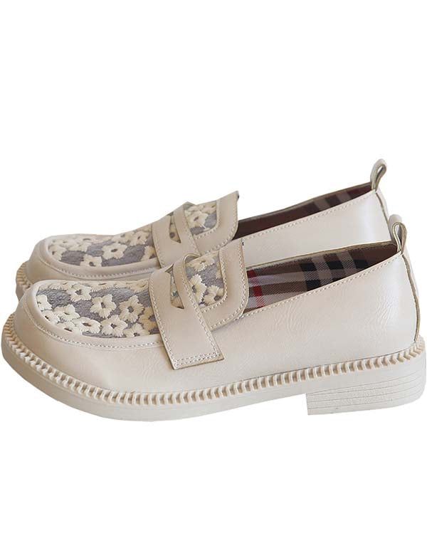 Flache Loafer Mit Rundem Kopf Und Weichem Boden Aus Spitze