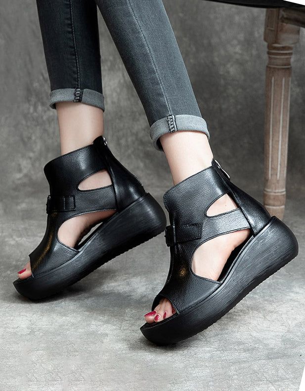 Sommerliche Cut-out Fischzehen-sandalen Mit Keilabsatz