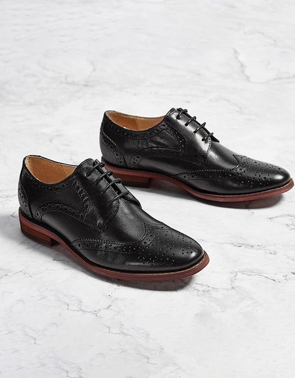 Brock Oxford-schuhe Im Klassischen Britischen Stil