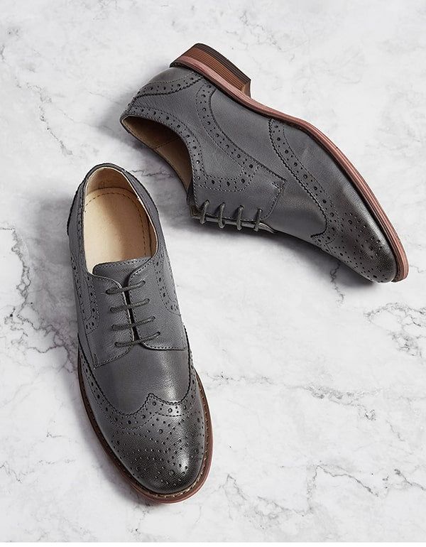 Brock Oxford-schuhe Im Klassischen Britischen Stil