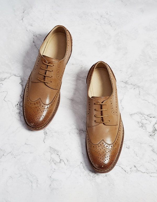 Brock Oxford-schuhe Im Klassischen Britischen Stil